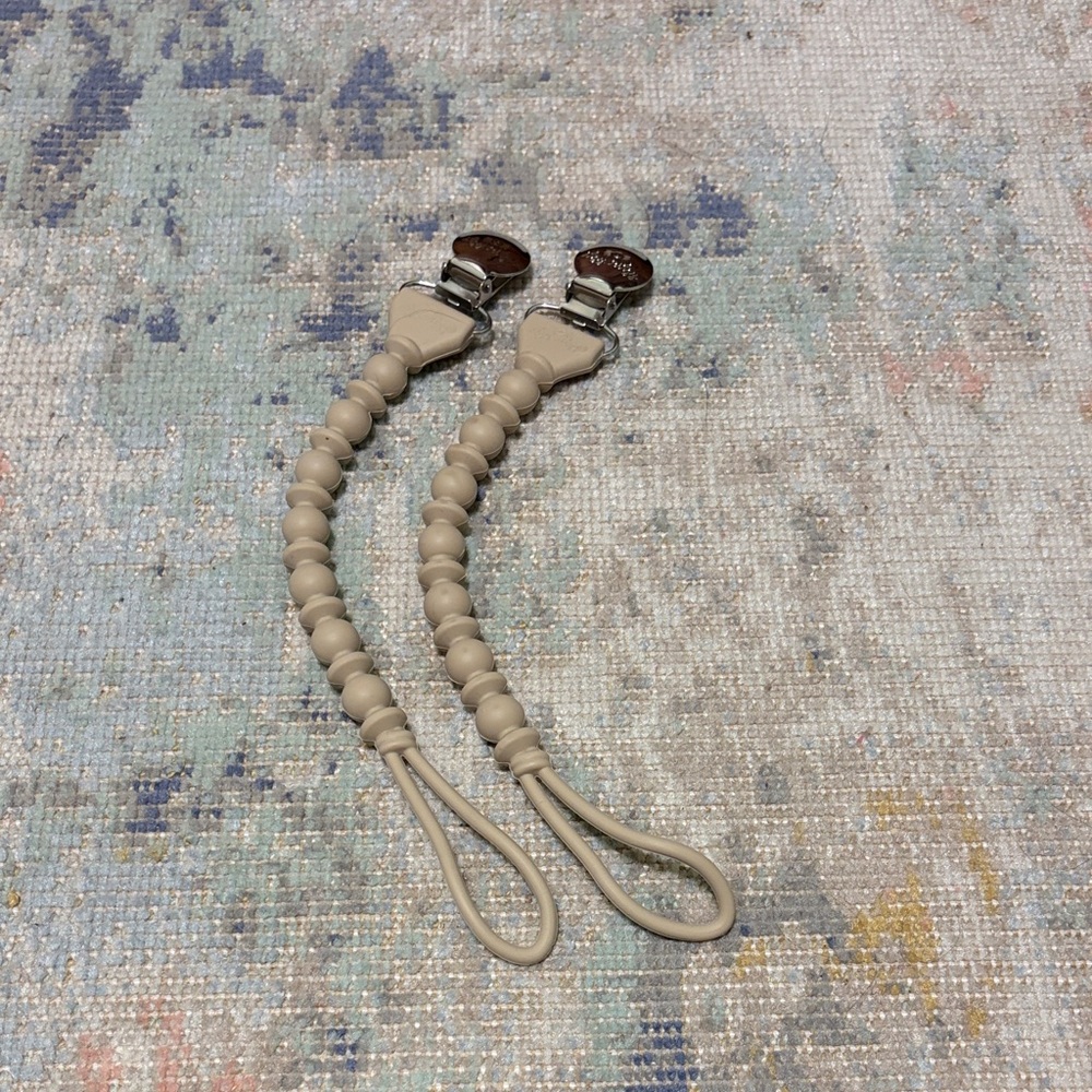 Itzy Ritzy Silicone Sweetie Strap™ - Beaded Pacifier Clips